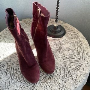 MICHAEL KORS BURGUNDY RED SUEDE CHUNKY SIDE ZIPPER SIZE 9.5 Medium